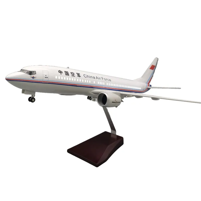 Wholesale Diecast Decorative Model Airplane Scale 1:85 47cm Boeing737-800 China Air Force Model Airplanes with Wheels
