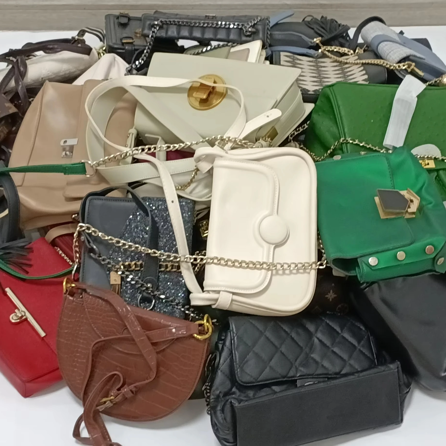 High Quality Mixed 25kg Box Delivery Ladies Second Hand Bags Korea Trend Used Bags Mixed Selling For Women