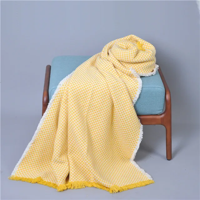 Classic design 100% Acrylic Soft Textured Solid Grid Throw machine washable Blanket For Bed Sofa