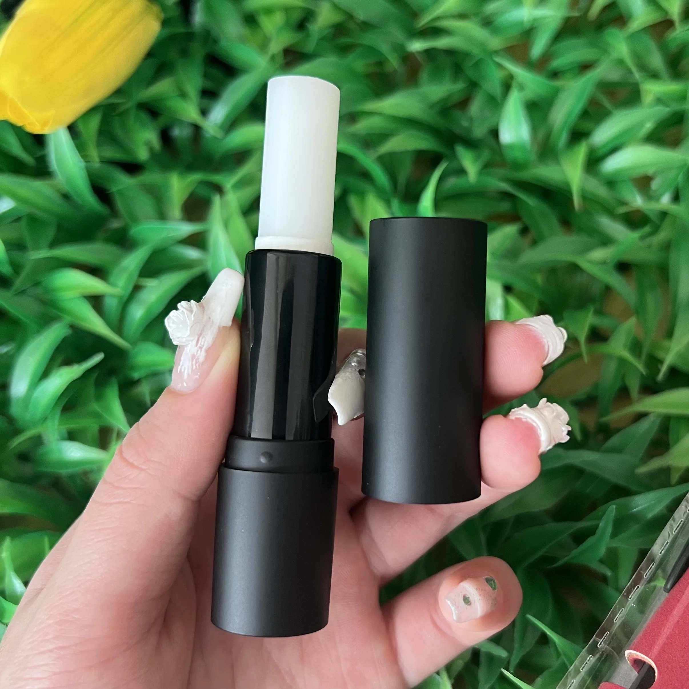 OEM Custom Logo Men Face Makeup Repairing Lip Balm Moisturizing Natural Organic Lip Balm