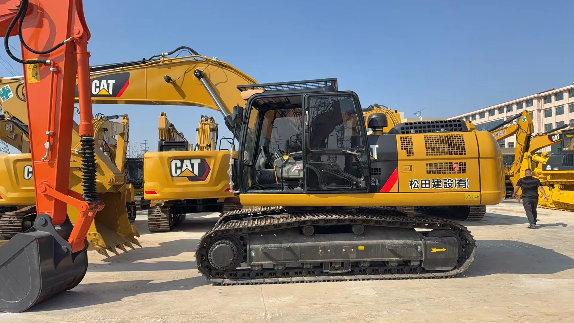 Used 30tons  Large Caterpillar Excavator 330D2L for Sale used CAT330D Excavator in Fine Condition and Low Price Hot Sale