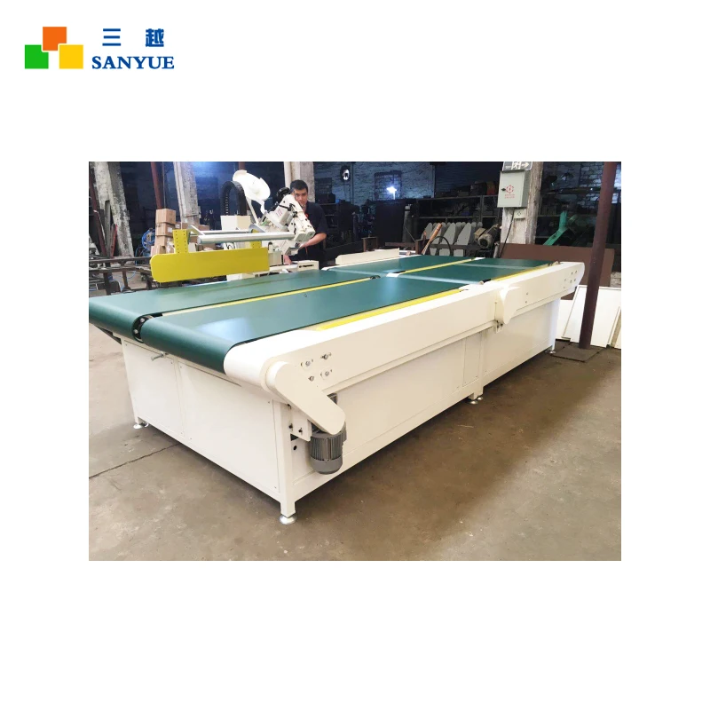 Швейная машина 300U с автоматическим переворачиванием ленты для матраса