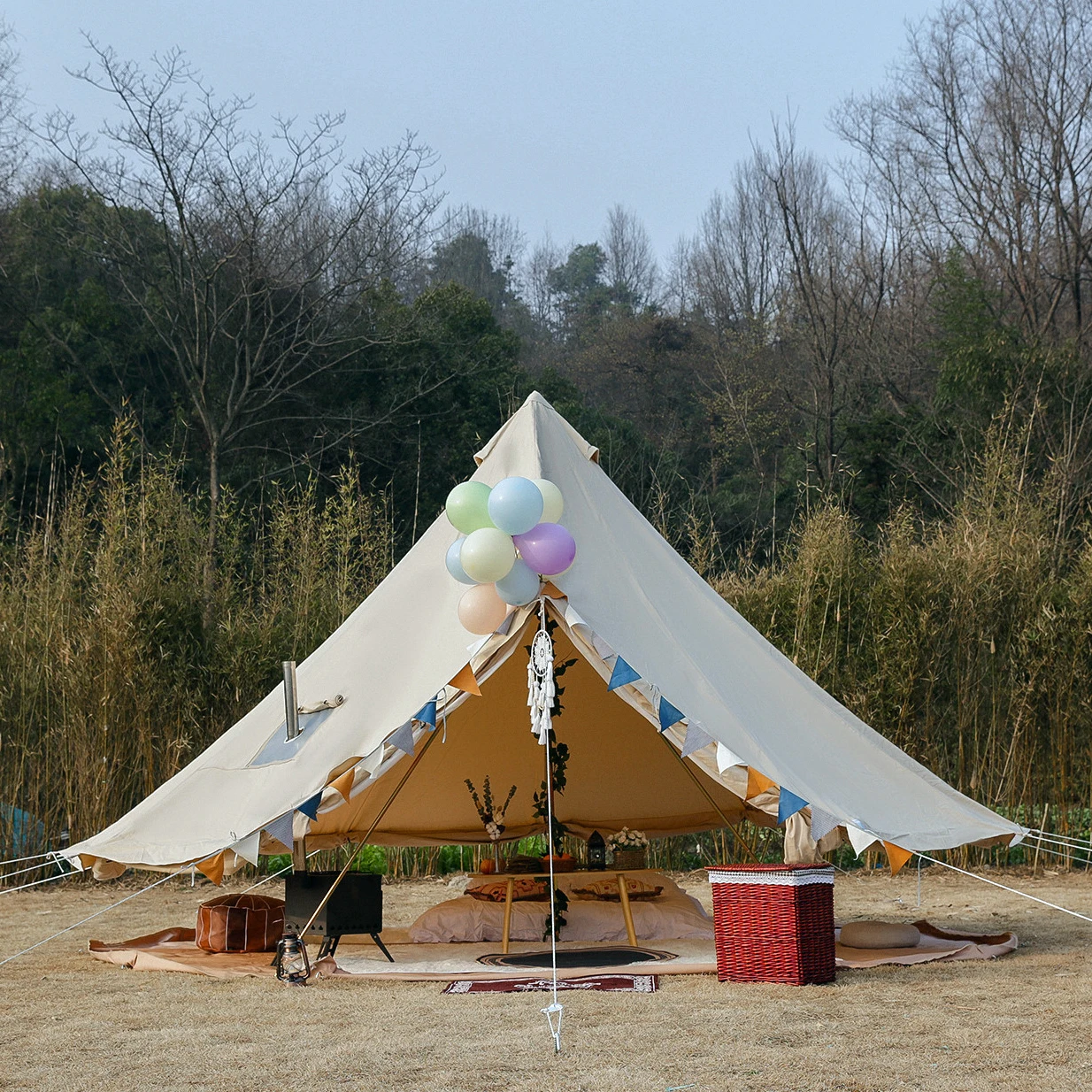 Luxury 6m waterproof cotton canvas large 4 season outdoor camping tent bell tent with stove hole