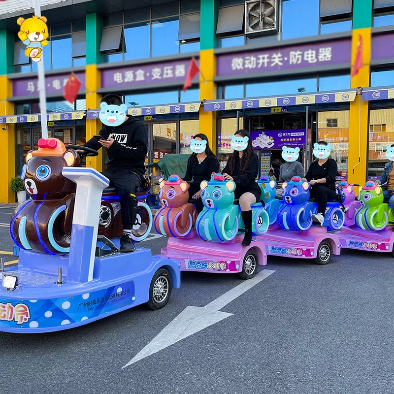 Shopping Mall Amusement Park Electric Trackless Train Cute Bear Carousel Train with Five Carriages Outdoor Kid Train