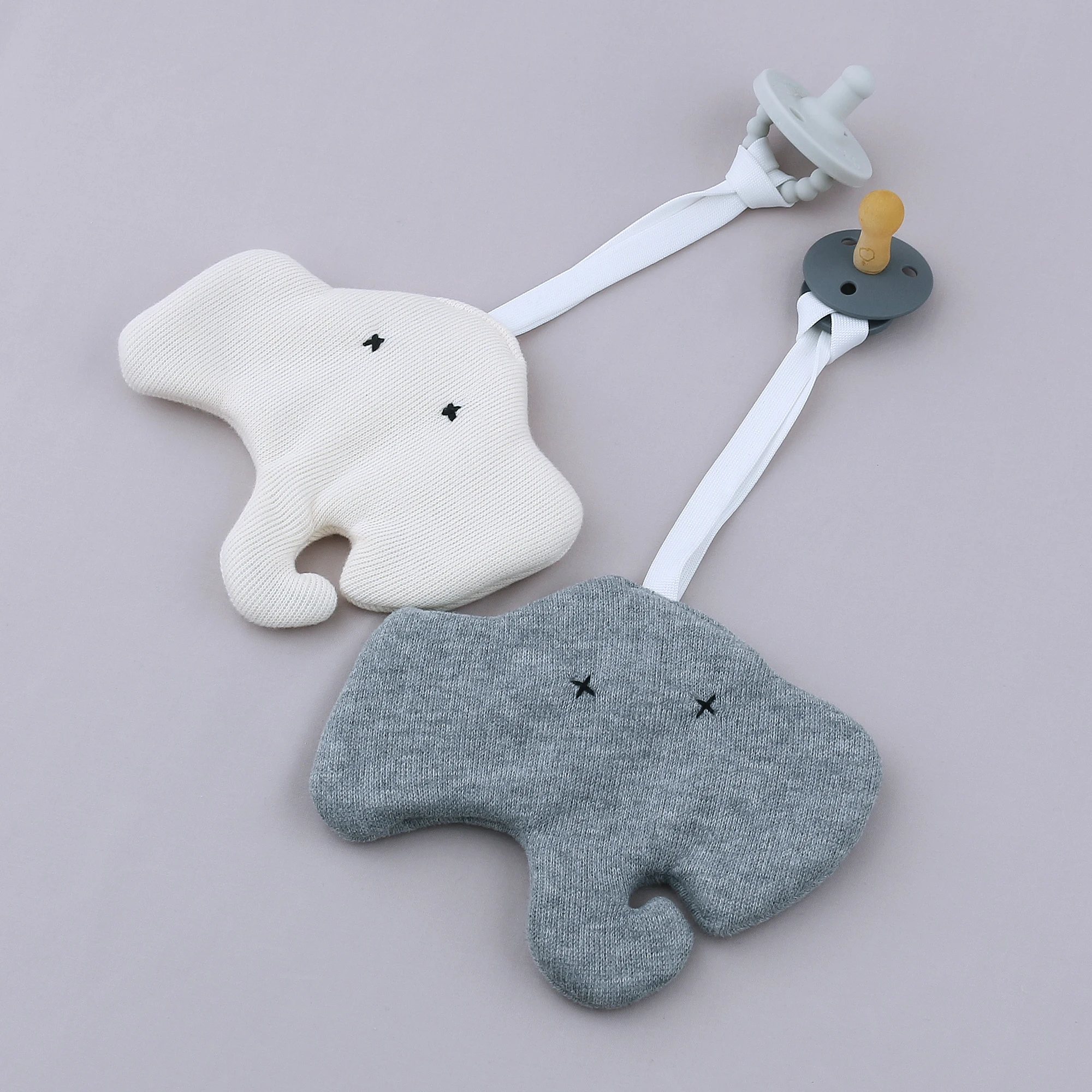 Newest Eco- Friendly Wholesale Baby Cloth Pacifier Chain Cloth Teether Handmade Animal Baby Pacifier Clips Chain