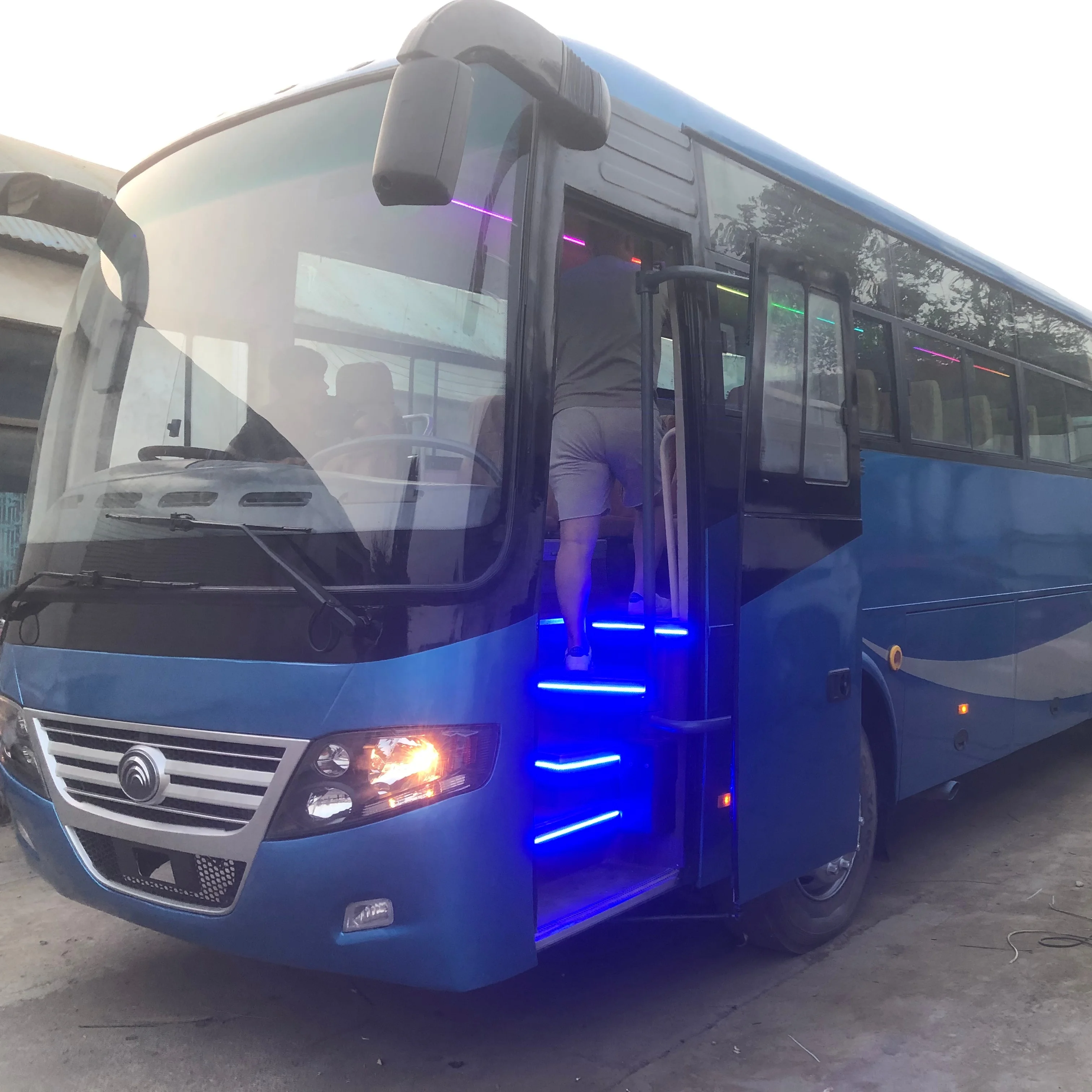 53 сидения 56 сидений 60 yutong б/у автобус LHD RHD