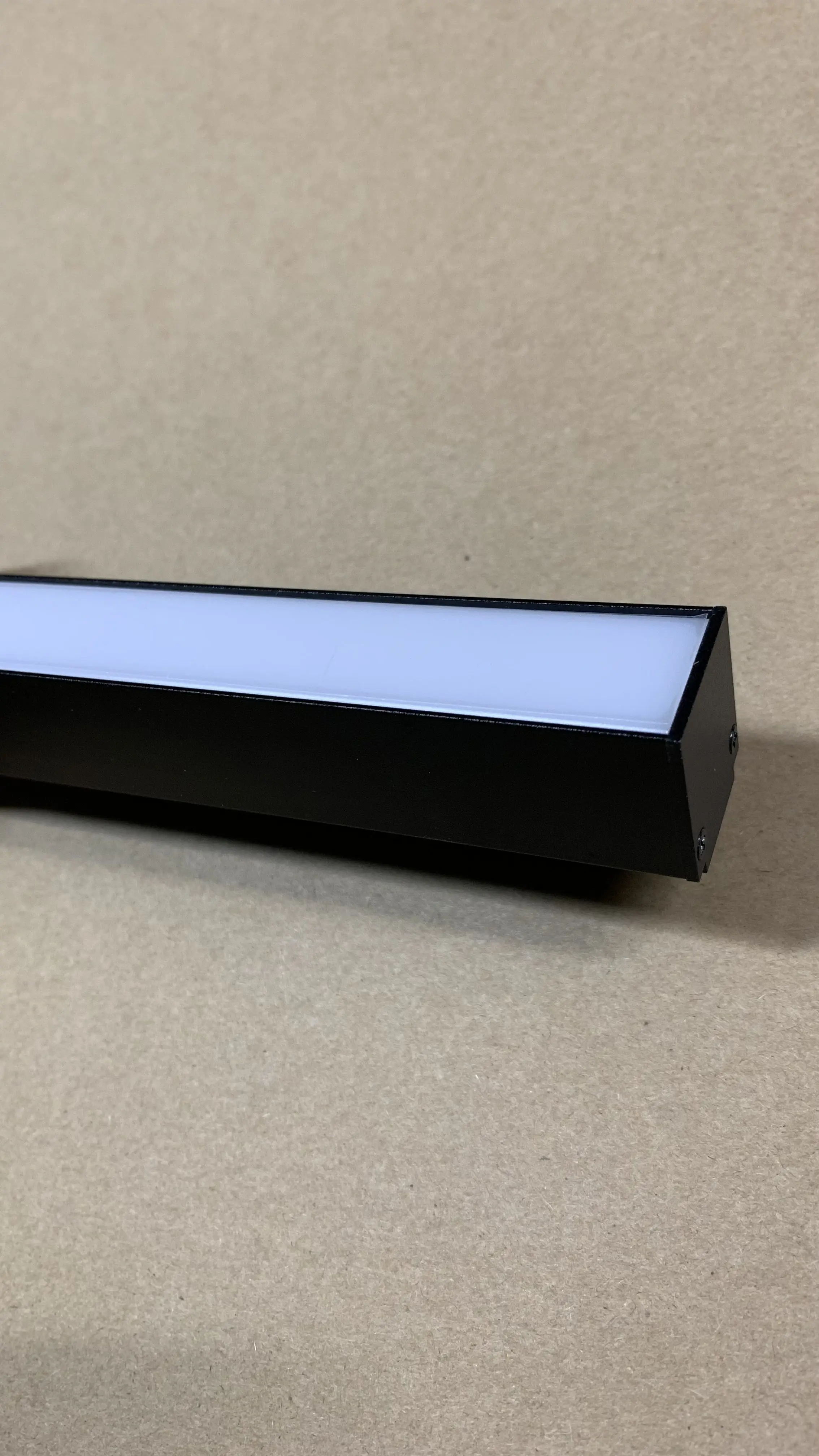 DALI and 0-10V dimmable LED magnetic track spot light