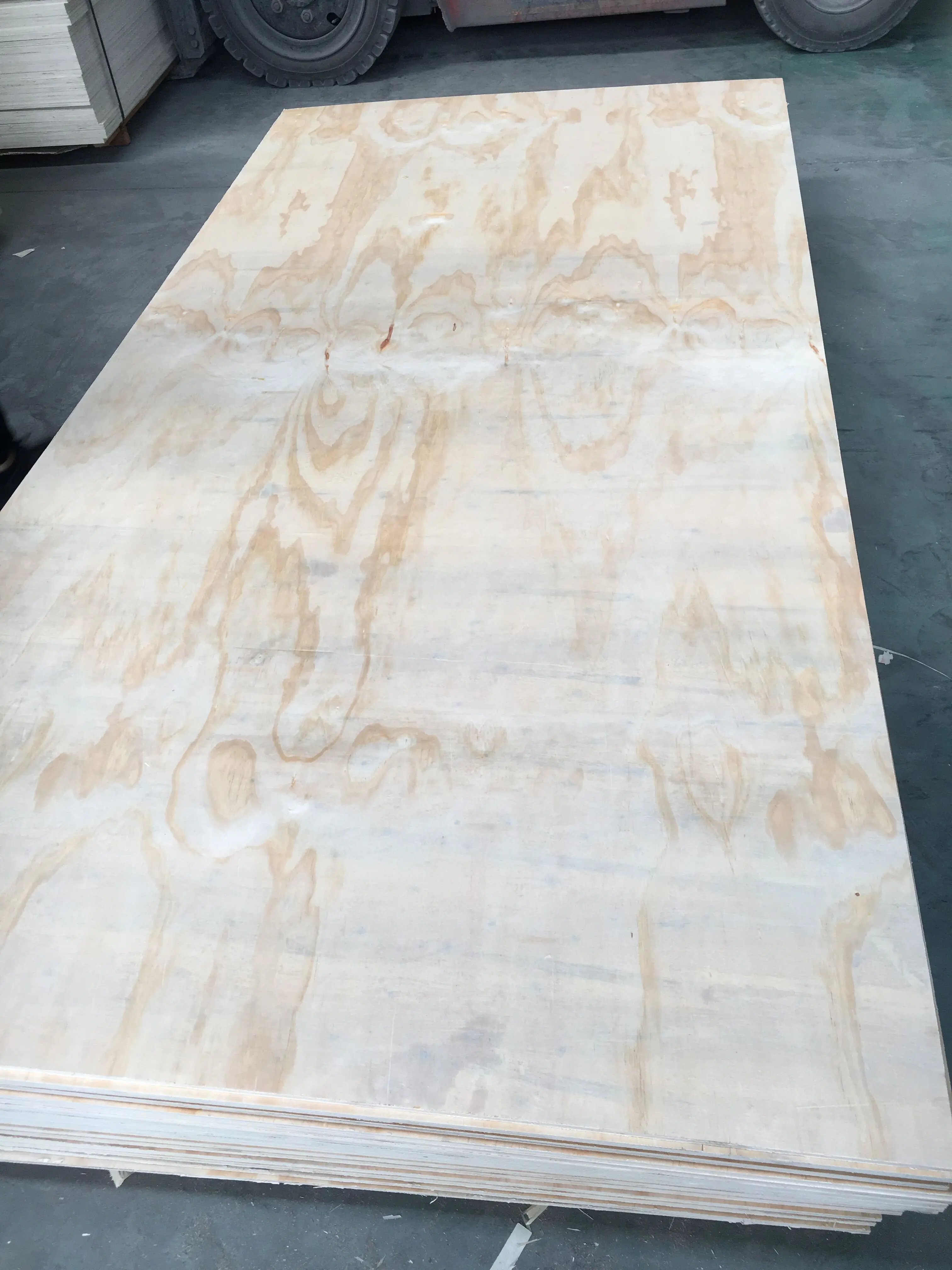 4X8 Commercial & Construction Usage plywood and ply wood