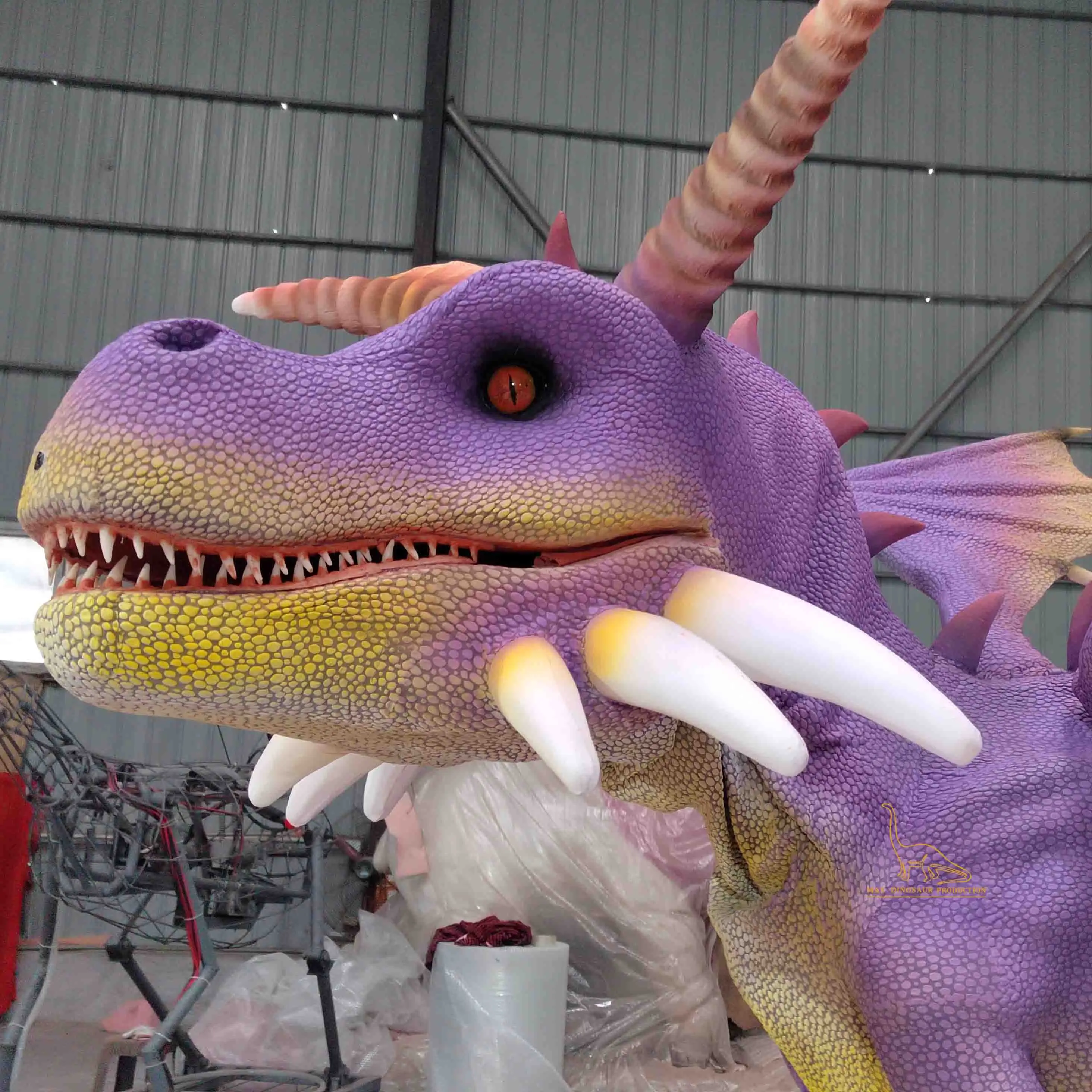 Lifelike Adult Dinosaur Walking Costume Realistic Animatronic Animal Dragon Dinosaur Costume For Dinosaur Events Performing