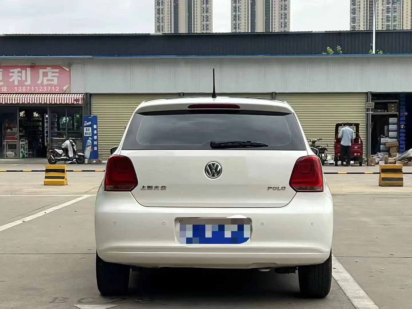 2013 Volkswagen POLO 1.4L хэтчбек коробка передач для подержанного автомобиля алюминиевый сплав багажник задний бензиновый импортный седан