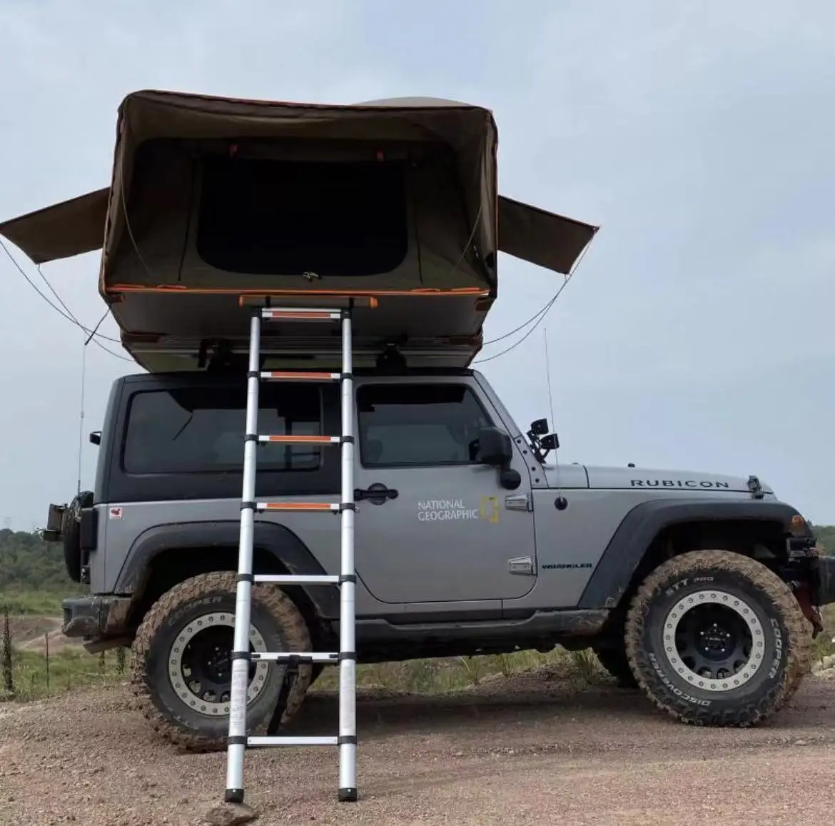 Outdoors Overland Best Aluminum Hardshell Roof Top Tent Vehicle Side Awning Car Trailer Roof Top Tent