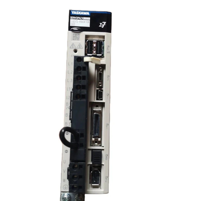 NEW YASKAWA SERVO DRIVER SERVOPACK SGD7S-R90A10A / SGD7S-R90A10A002