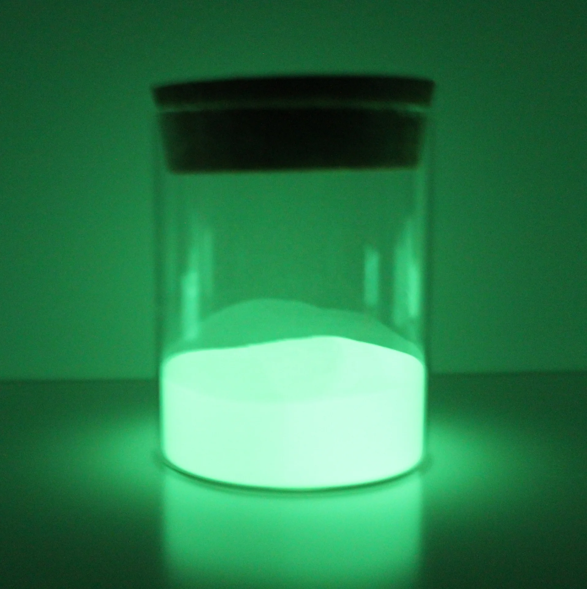 strontium aluminate powder, zinc sulfide and europium Lumine powder