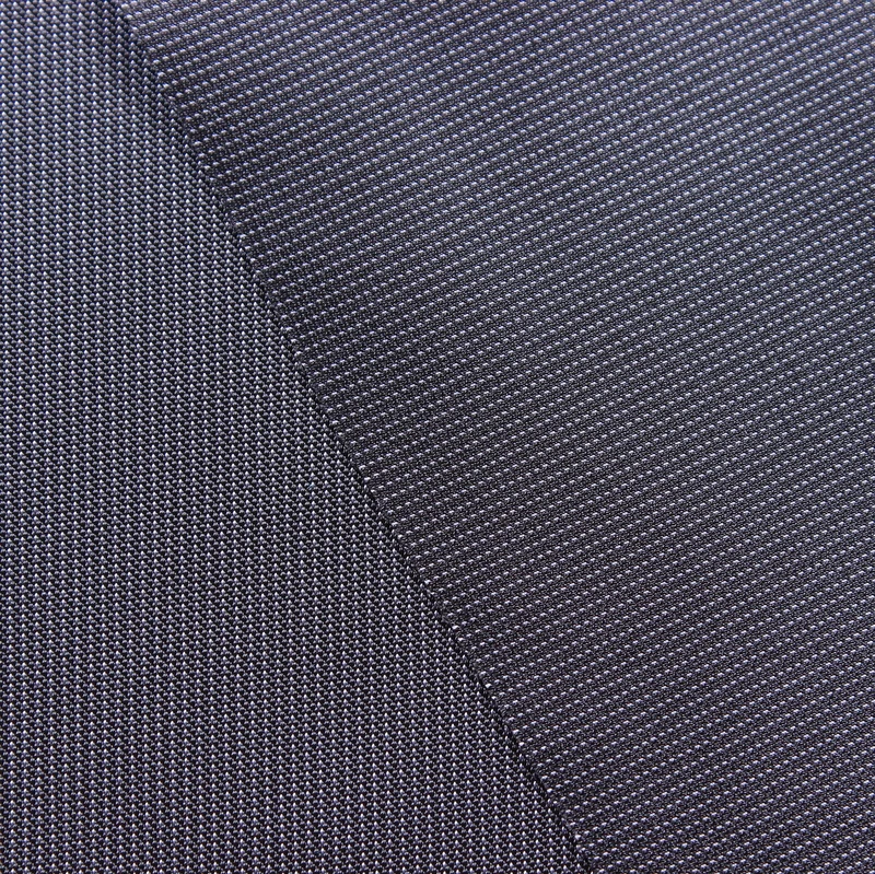 Деформирующая и утопленная ткань с полиуретановым покрытием (черно-белая вертикальная планка)