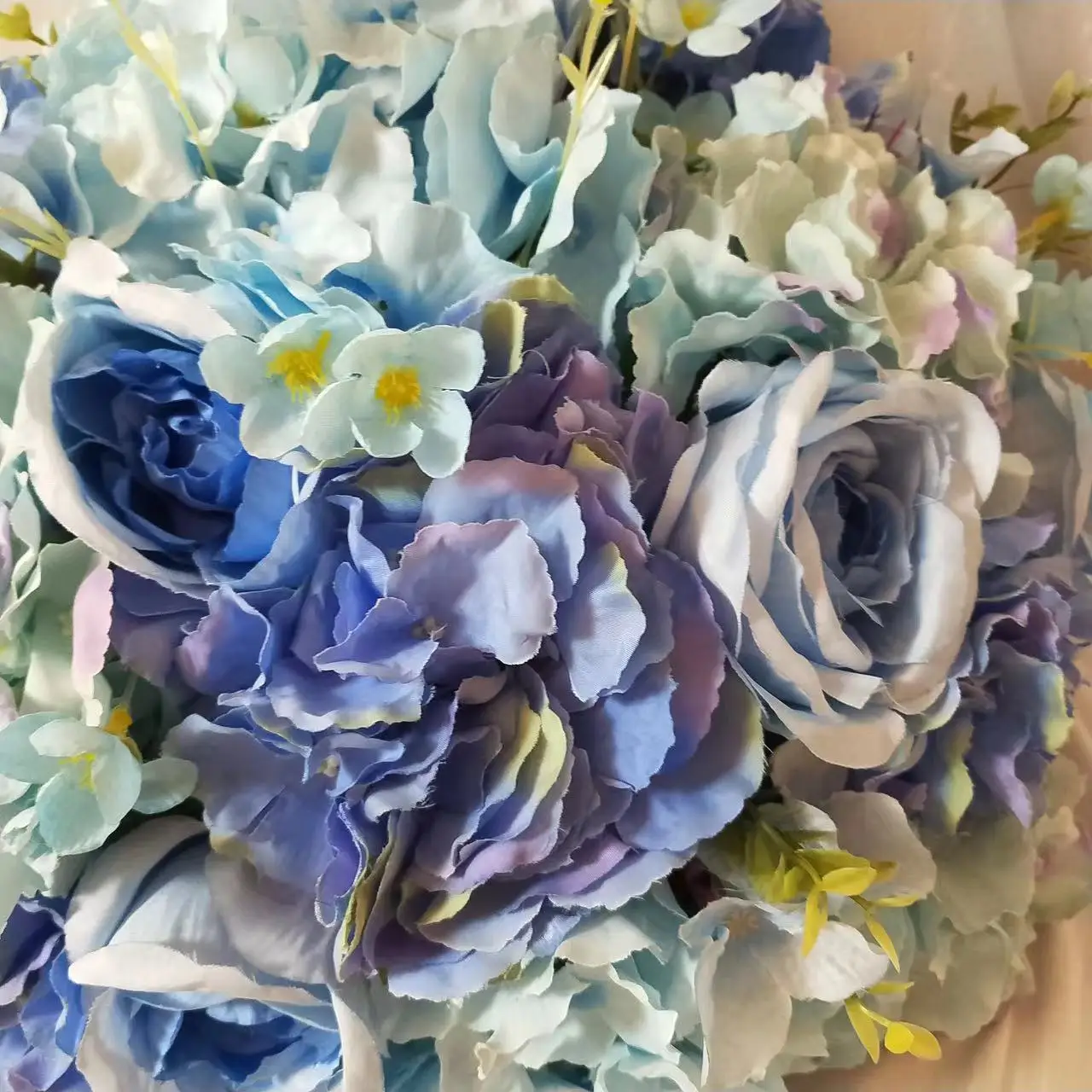 Nice Blue Color Artificial Plastic Flower Ball Hand Made Good Quality for 5 Start Hotel Wedding