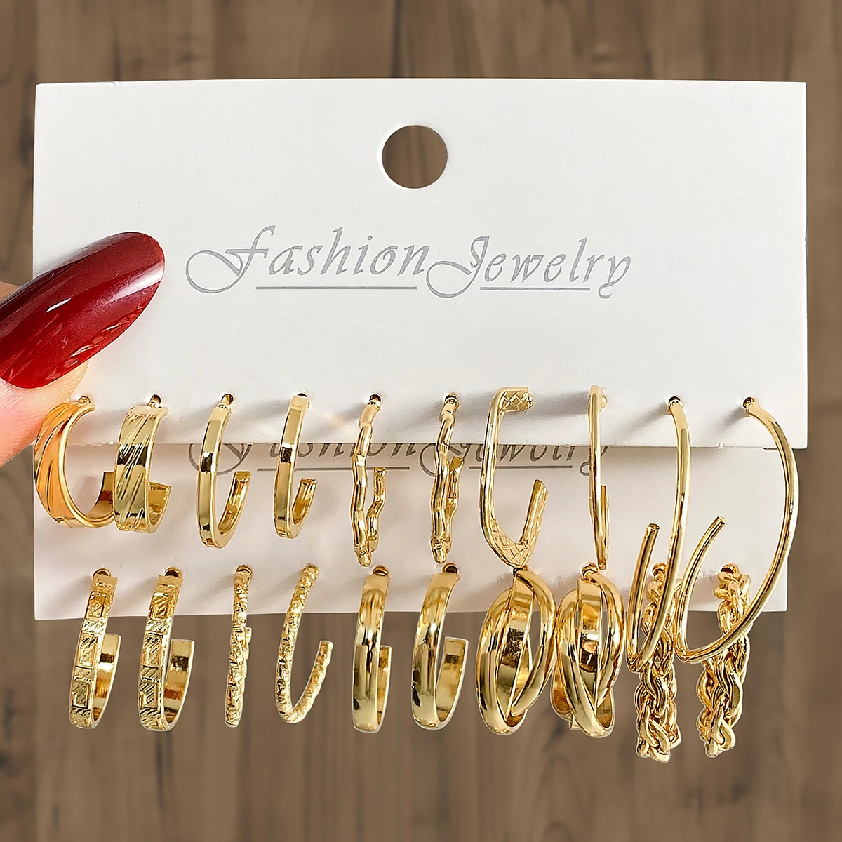 Custom 2024 New Trend Gold Pearl Metal Silver Plated Drop Earrings Heart Butterfly Hoop Earrings Set for Women Jewelry Gift