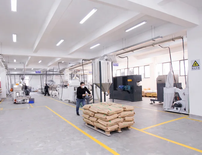 LFT-G Long carbon fiber nylon 12 black color for plastic parts injection mold pure plastic can be recycled