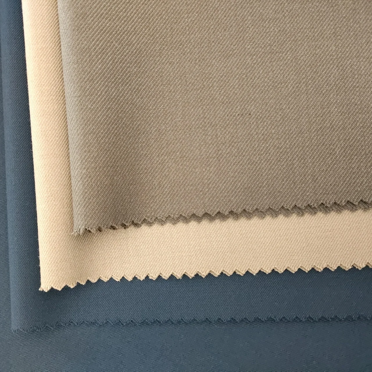 
High quality directly worsted wool fabric for making men suits 