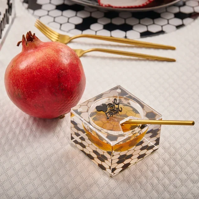 modern luxury clear acrylic bowl custom Judaea honey bowl with golden spoon for gift