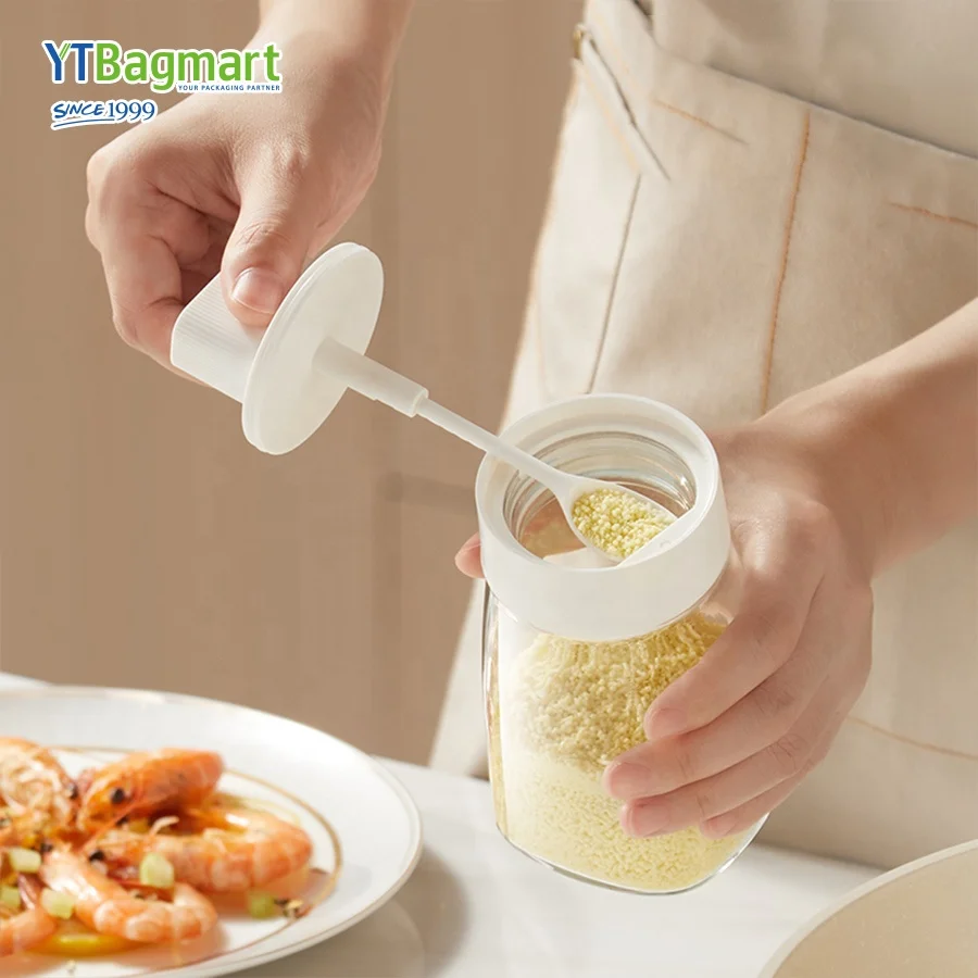 Kitchenware Clear Seasoning Salt pepper Bottle Glass Shaker Bottle Jam Spice Jar Container with Spoon