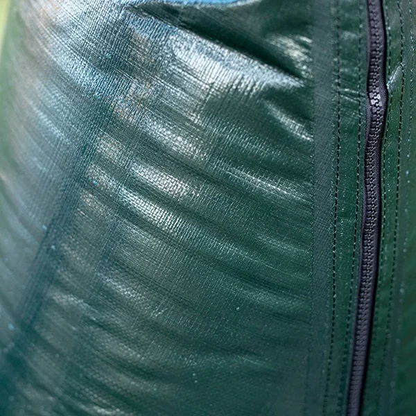 
20 Gallon PE Tree Irrigation Bag for Newly Planted Trees, Basic Water Saving Slow Release Watering Bag for Tree Drip Irrigation 