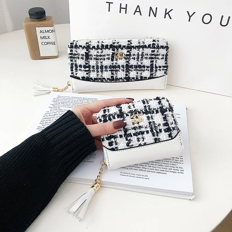 New Style  Large Capacity Clutch Purse  Women Wallet with Wrist Strap Females Long Zipper Cell Phone Women Wallet