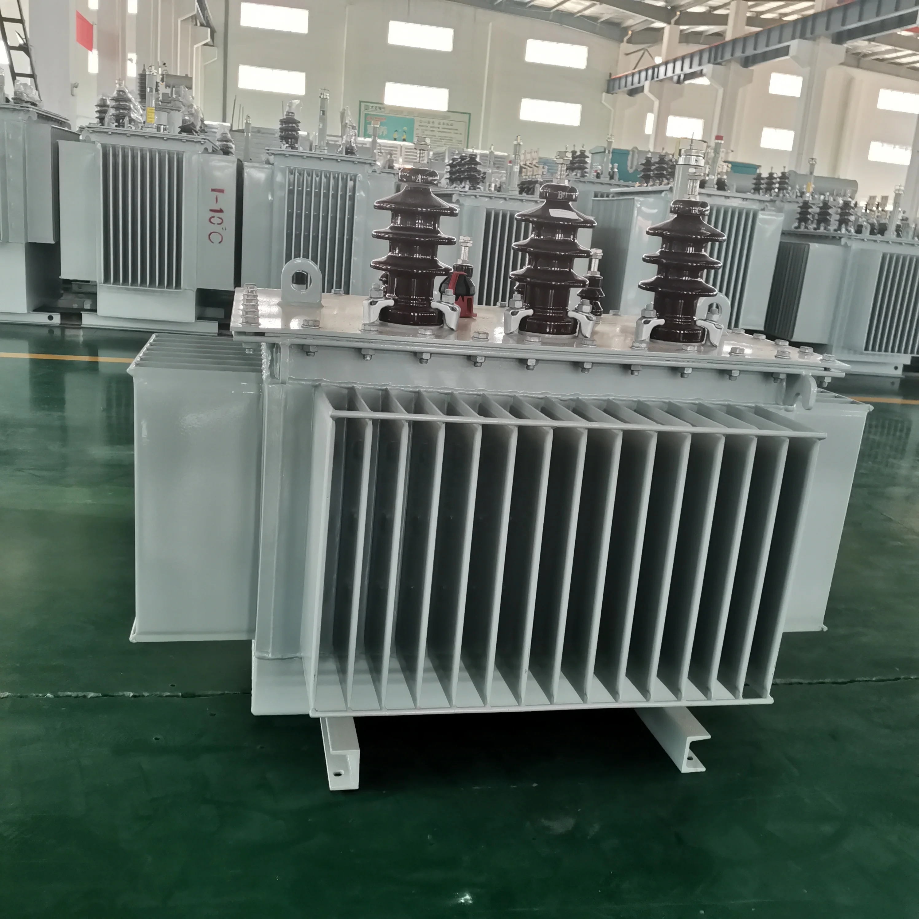 Поставка от производителя-ANSI 250KVA 167 кВА трансформатор погруженный маслом 3 фазный 13.8kV