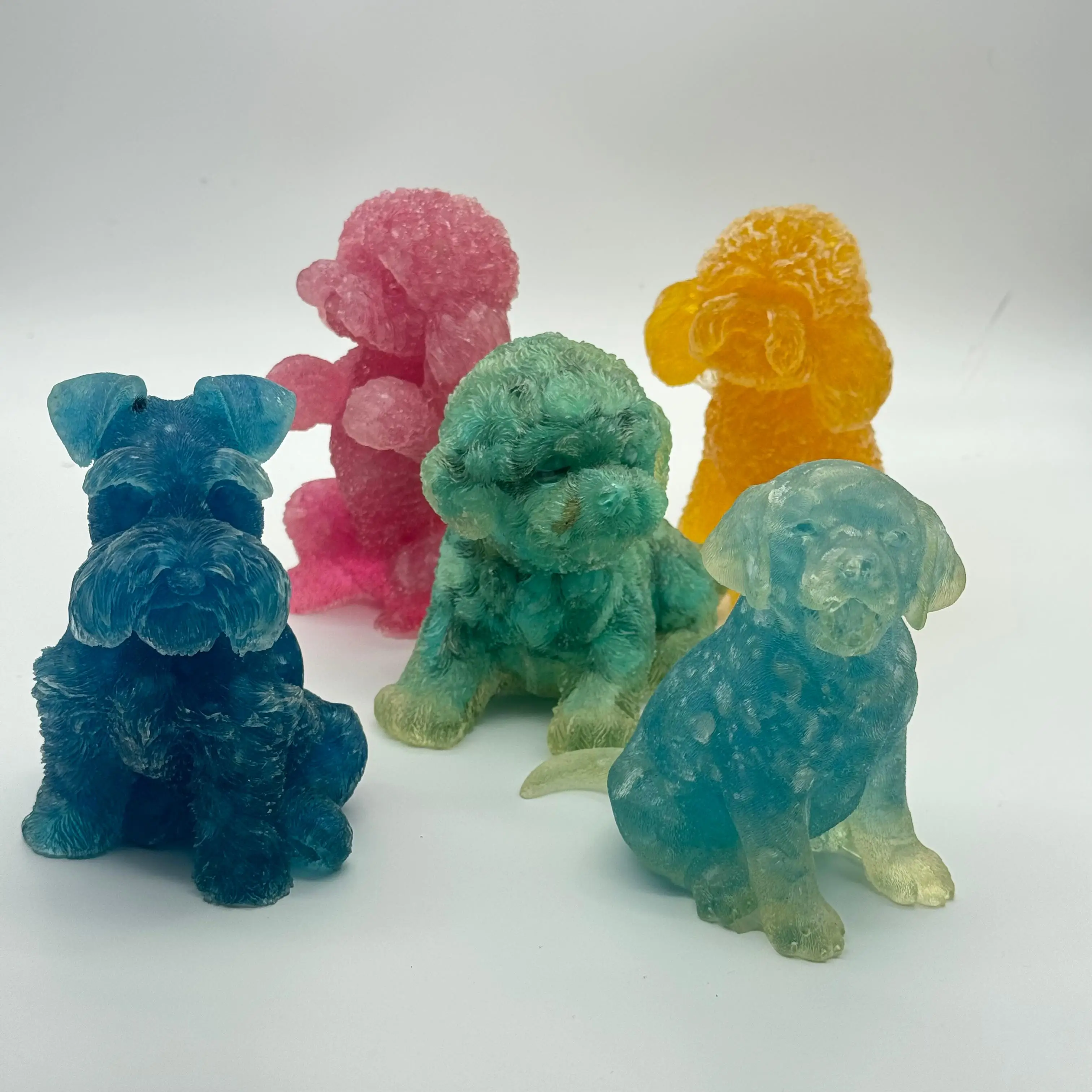 Beautiful Dog & Puppy Carvings Natural Semi Precious Crystal Gemstones Wholesale Home Decor Items 3mm Height Decoration Stones