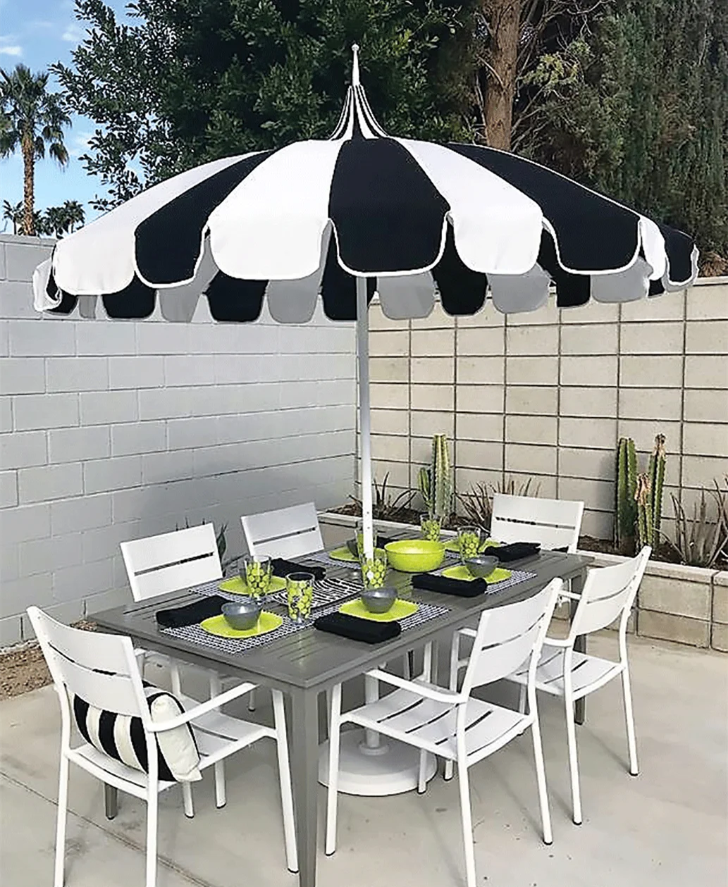 Wholesale High Quality Heavy Duty Large Outdoor White Umbrella Garden Parasol Patio Umbrellas