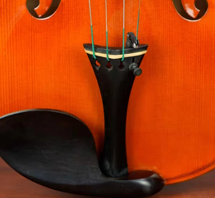 Professionally made handmade 4/4 solo violin for beginner players with violin case included