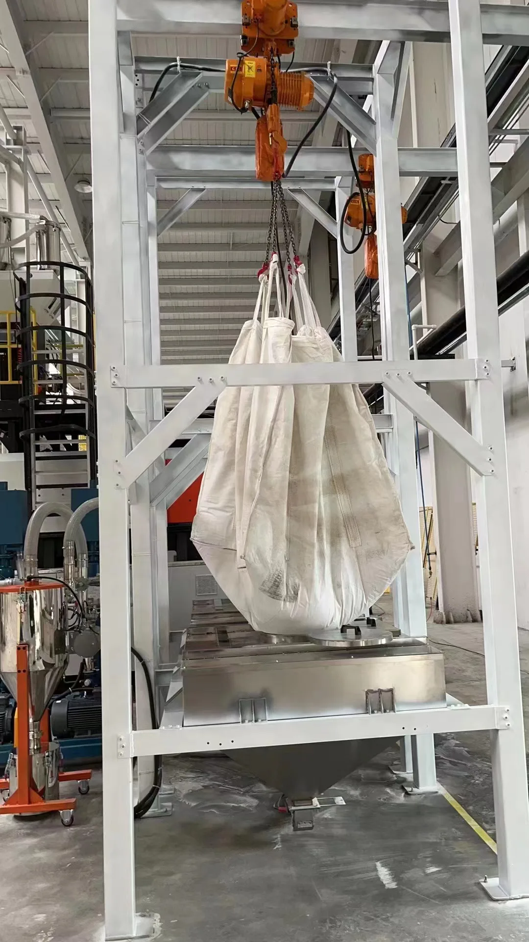 jumbo bag unloader plastic raw material automatic big bag discharge station machine