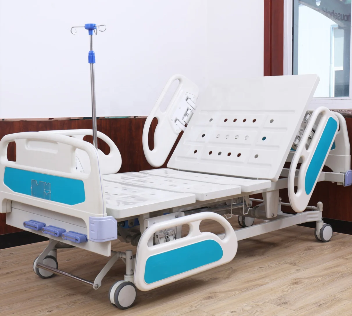 
Hospital equipment 3 cranks patient manual medical bed 