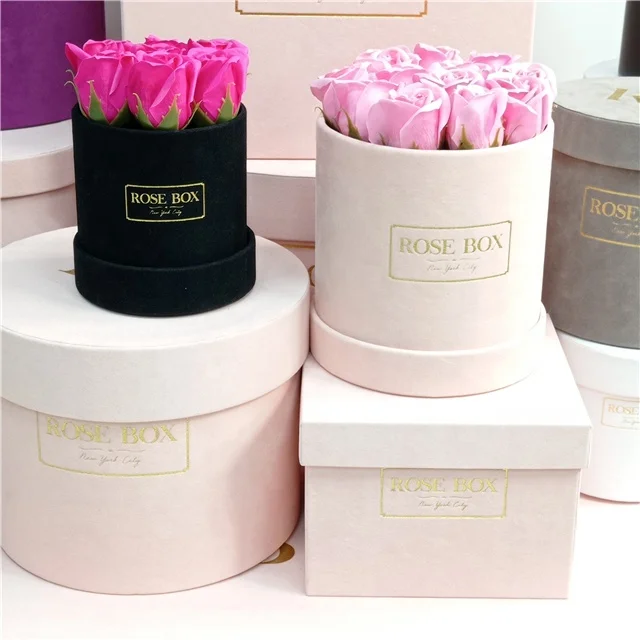 Colourful velvet custom round rose gift box