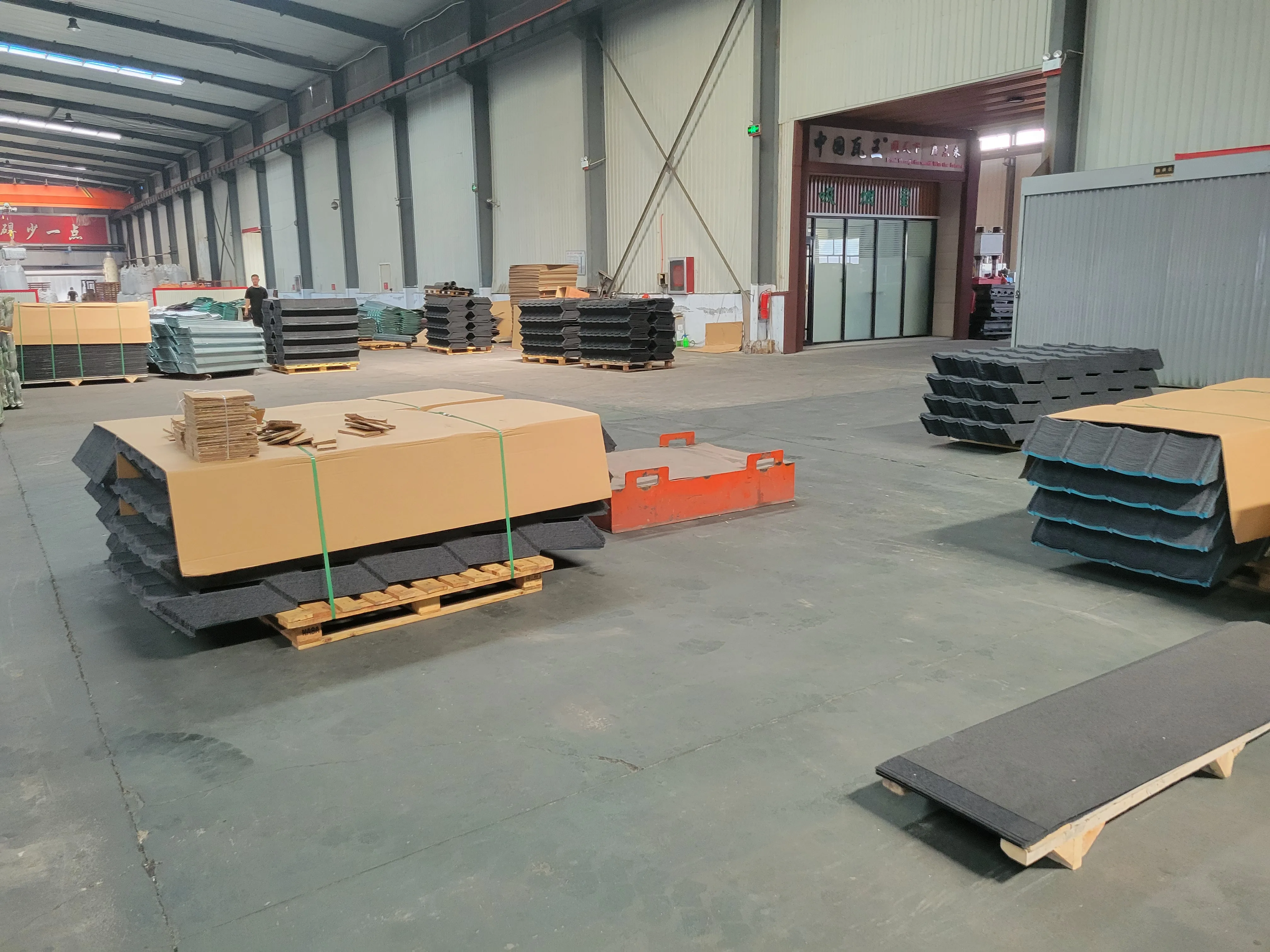 Barrel type Roof Building Material Stone Coated Manufacturer of Roofing Sheet