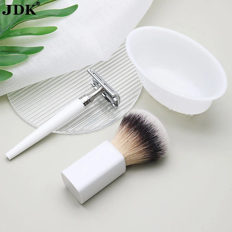 Factory Import From China Faux Ox Horn Wood Handle Men Shaving Brush Badger Hair Beard Brush