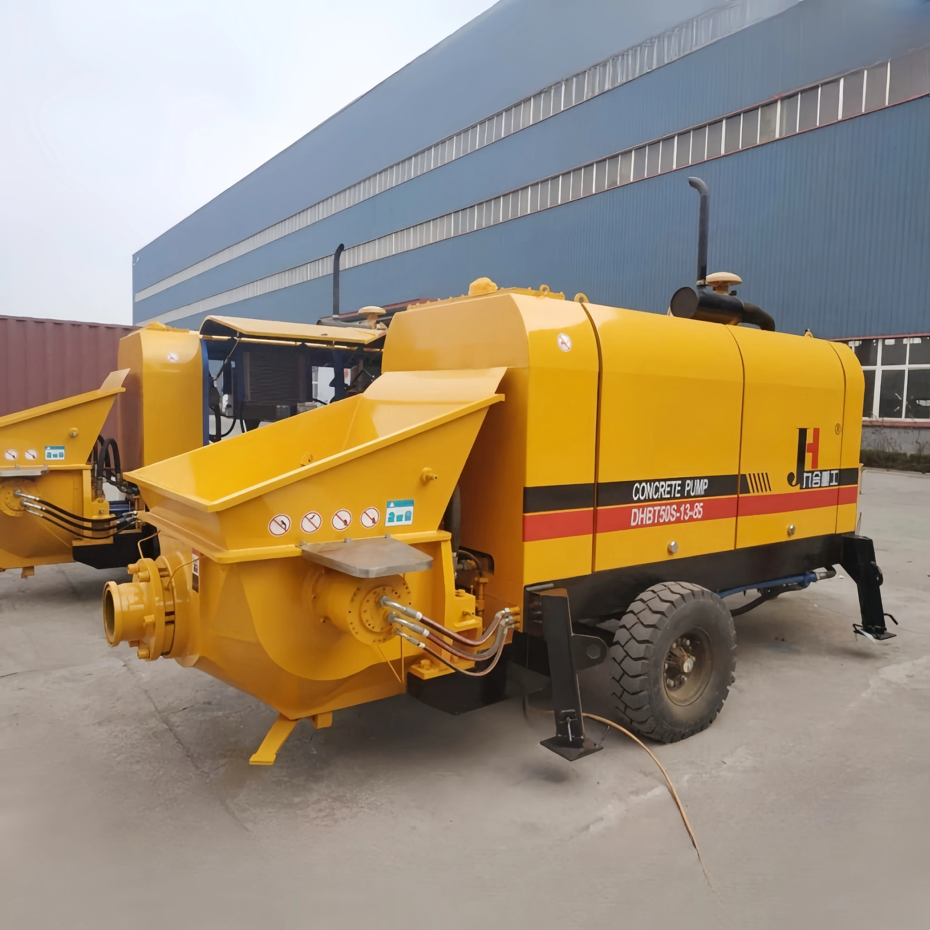Mobile Small Pumping Machinery Full Hydraulic System Control DHBT50S-13-85 Diesel Driven Fine Stone Concrete Trailer Pump