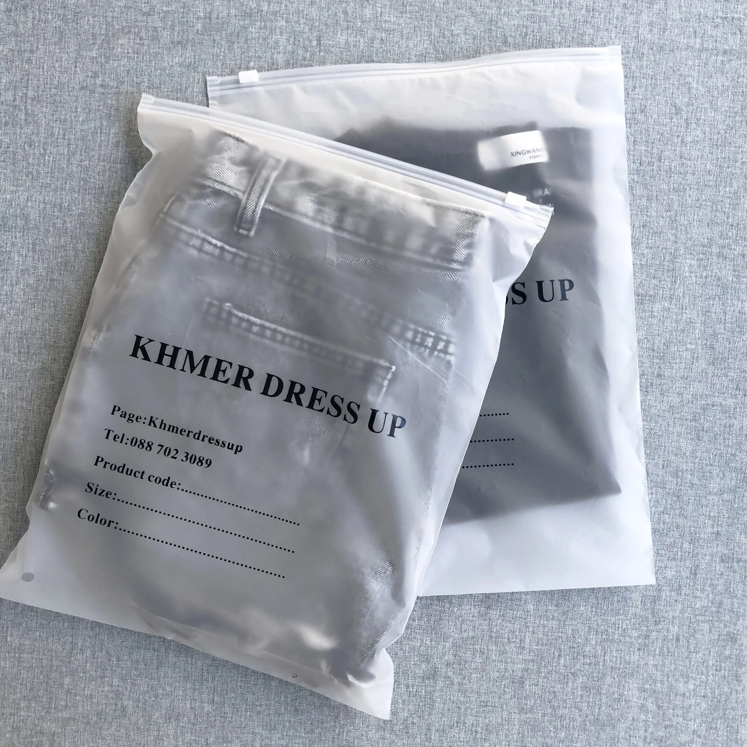 Custom Logo Garment Clothing Packaging Frosted Zipper Bags Clear Frosted Ziplock Plastic Zip Bag