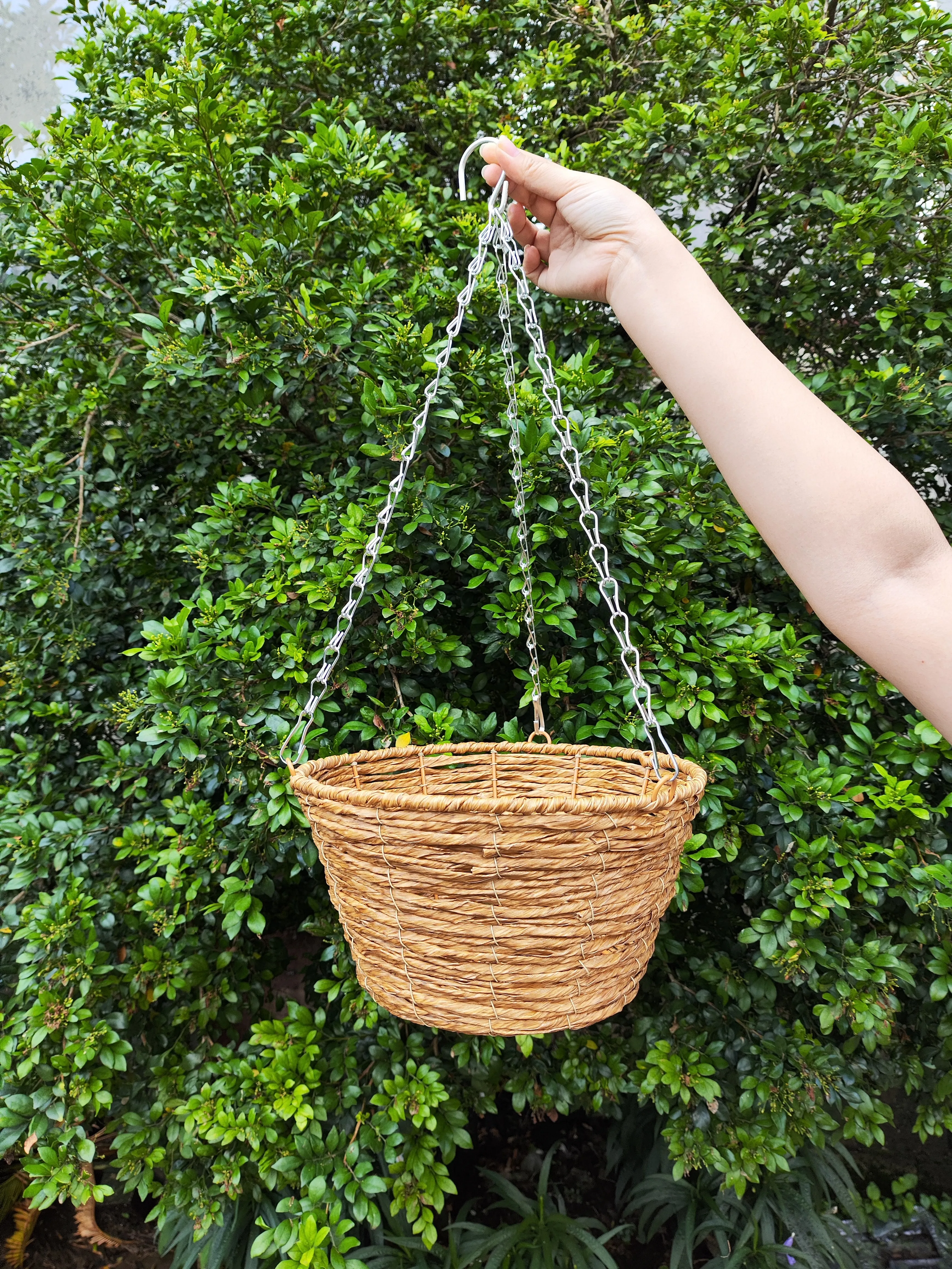 Bobai Jiaxiang hand-made natural color pp rattan hanging basket for outdoor indoor decoration flower pot for garden