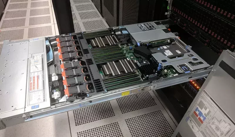 Сетевой сервер PowerEdge R640 1RU для центра обработки данных Сервер dell