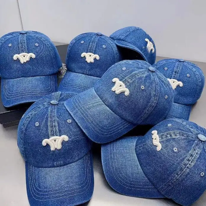 Designer Letter Embroidered Cowboy Baseball Fashion Sunshade Duck Tongue Hat