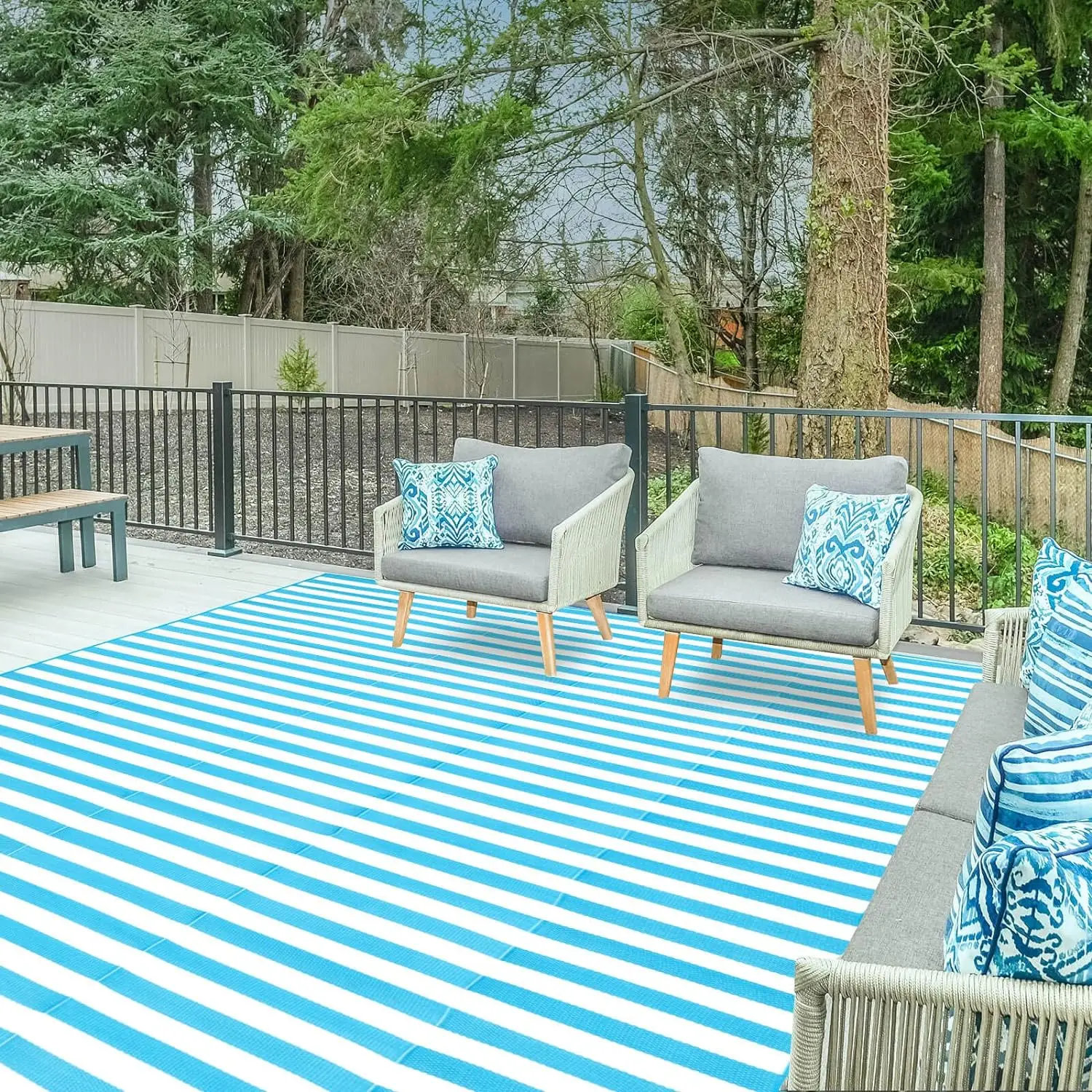 Reversible Plastic Straw Rug, Modern area Carpet Large Floor Mat for Outdoors, RV, Patio, Backyard, Deck, Picnic use