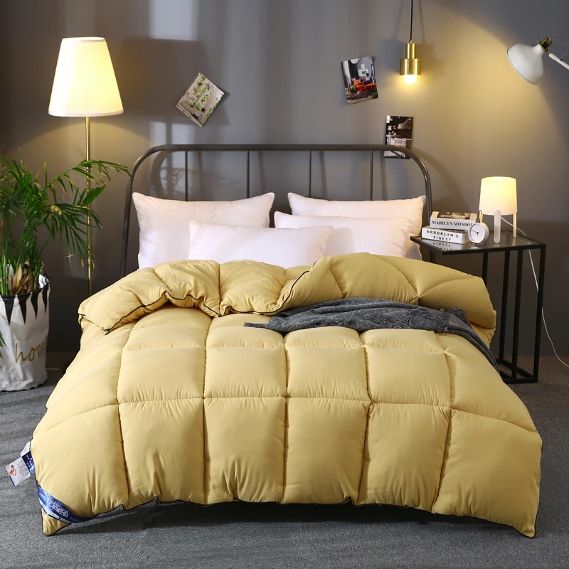 MOONZ New Arrival Graphene Warm Winter Comforter, Colorful Fashion Fluffy Luxurious Quilted Comforter