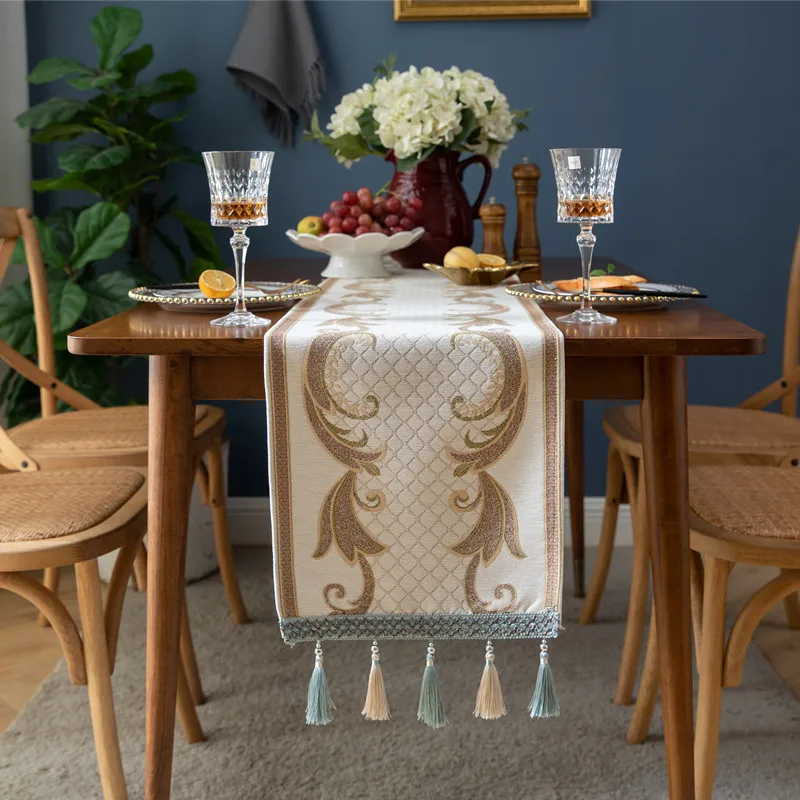 European Style Curved Chenille Tassel Household Tablecloth Polyester Custom Table Runner Bed End Towel Cover Towel