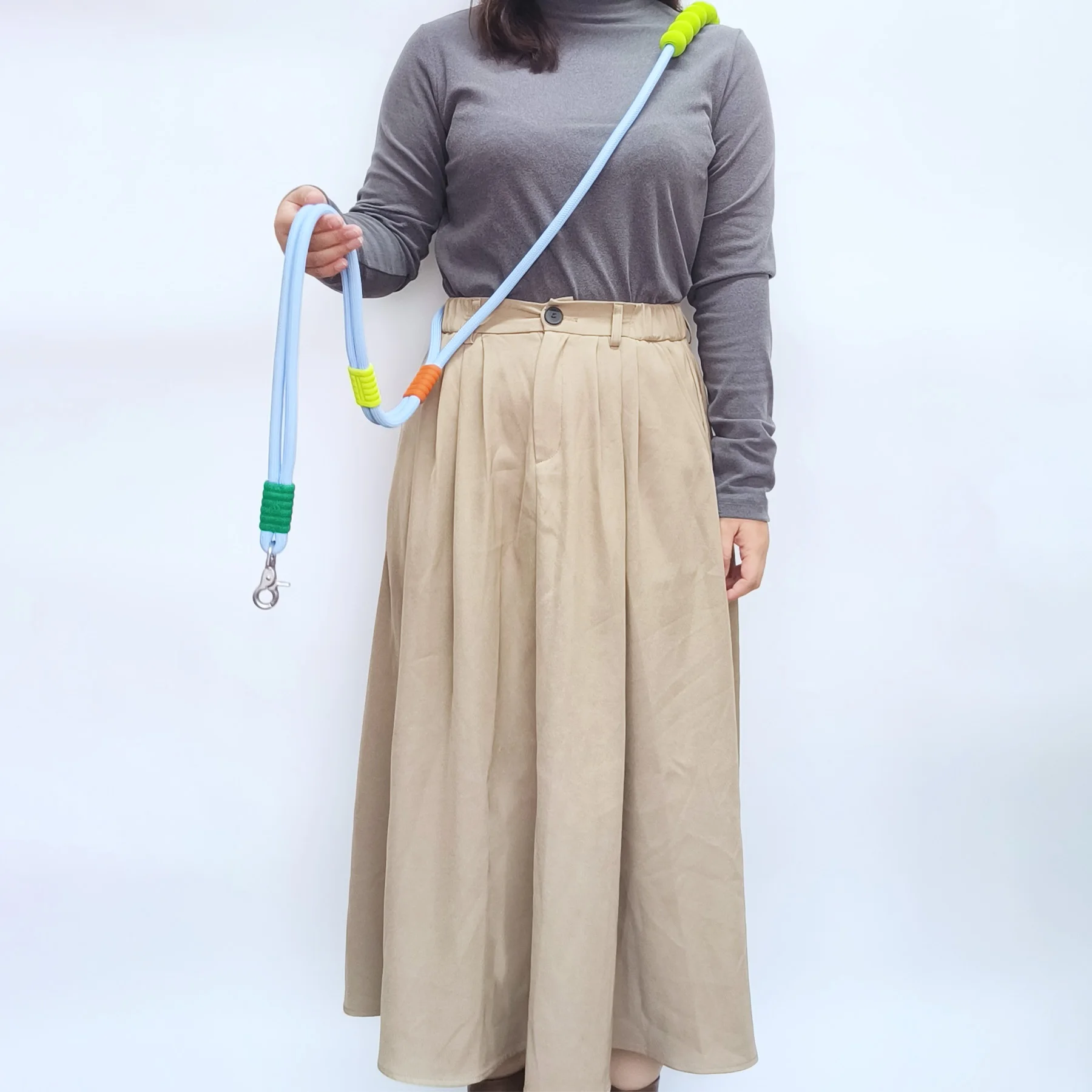 Custom 2023 New Design Luxury Hands-free Dog Rope Leash Adjustable Length Polyester Lead for Small Large Medium Dogs