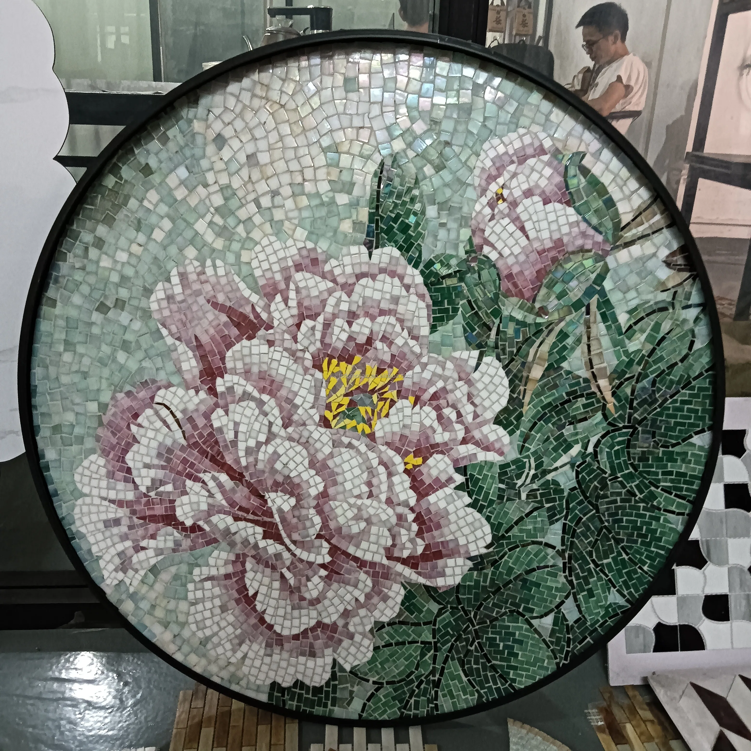 Floral Shape Table Artistic Glass Decorative Handmade Glass Mosaic Wall Hotel Wall Bathroom Decor Luxury Glass Mosaic Art Mural