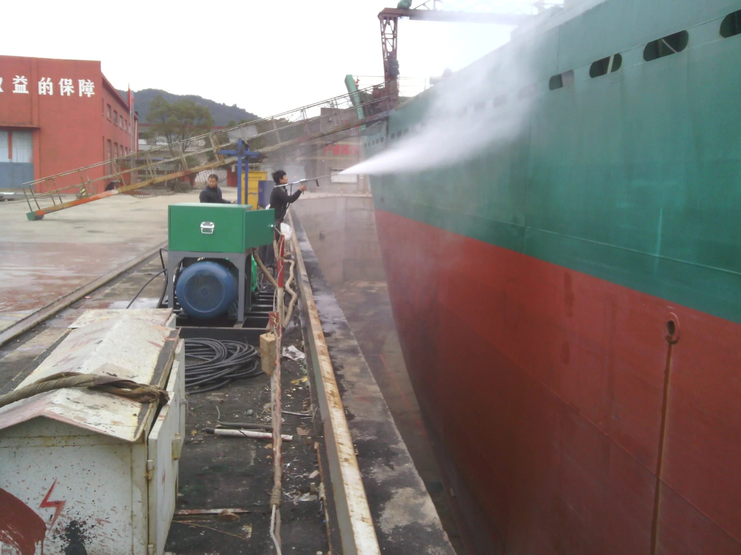 2800Bar 41L/M paint and rust remove ultra hydro jet water blasting machine