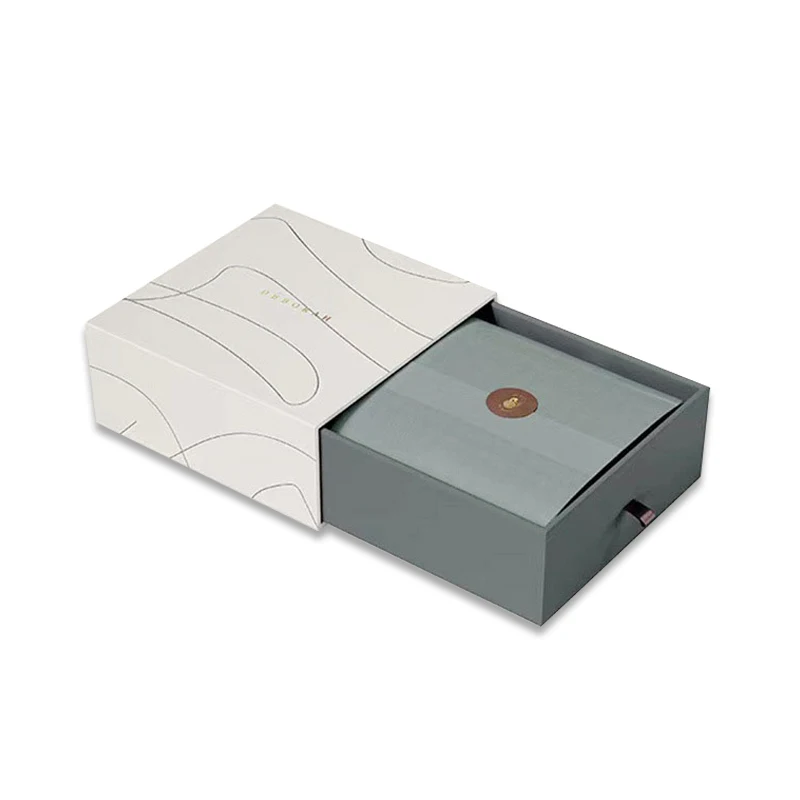 Hot Stamping Custom Hollow Heart Pull-out Chocolate Gift Packing Printing Box in Cheapest