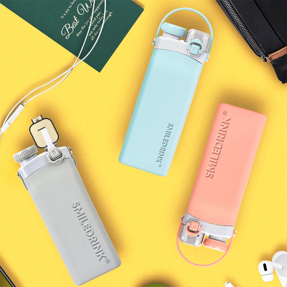 Free Sample  Eco Friendly Reusable Straw Cups for Kids with Silicone Lids and Sleeves Silicone Kids Cups