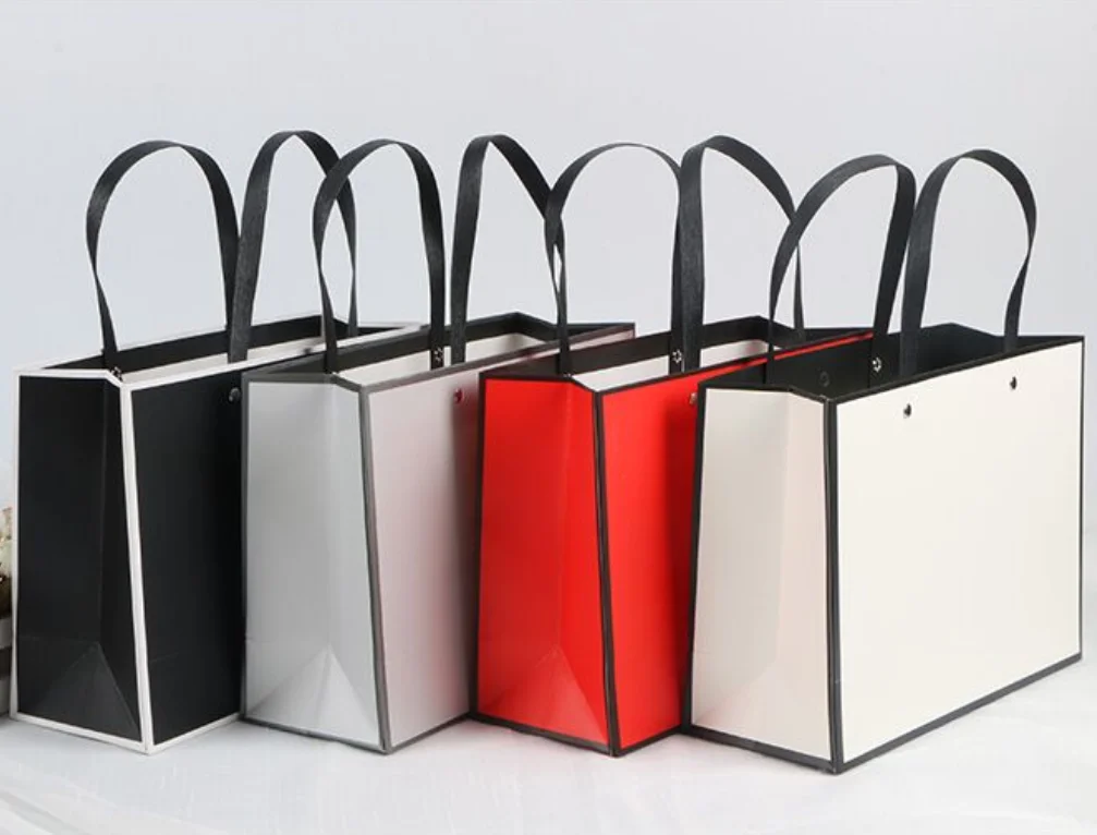 Custom Printing Logo Rivet Handbag Large Clothing Bag Fashion Luxury Shopping Paper Bag with Handles Making Machine