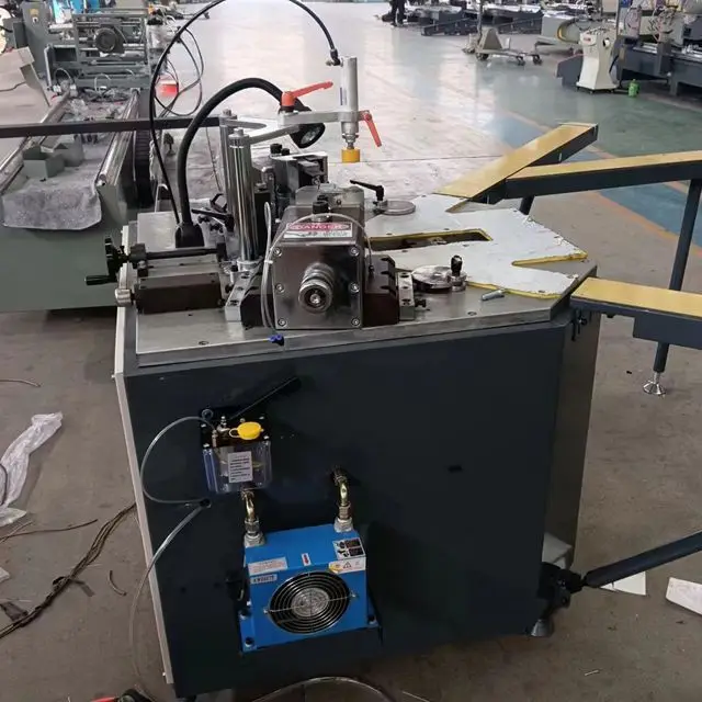 High Quality Good Price Industrial Aluminum Profile Corner Assembly Machine For Precision Window Frame Joining